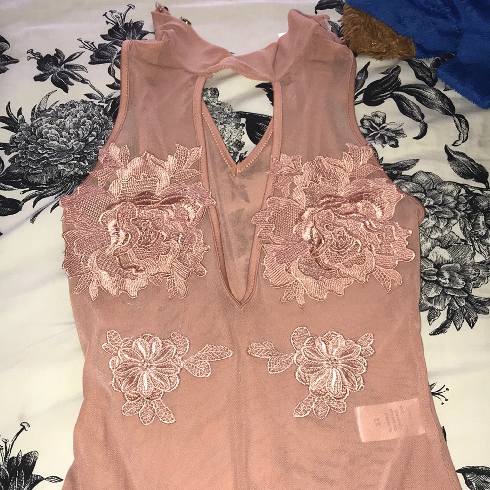 Rose body suit